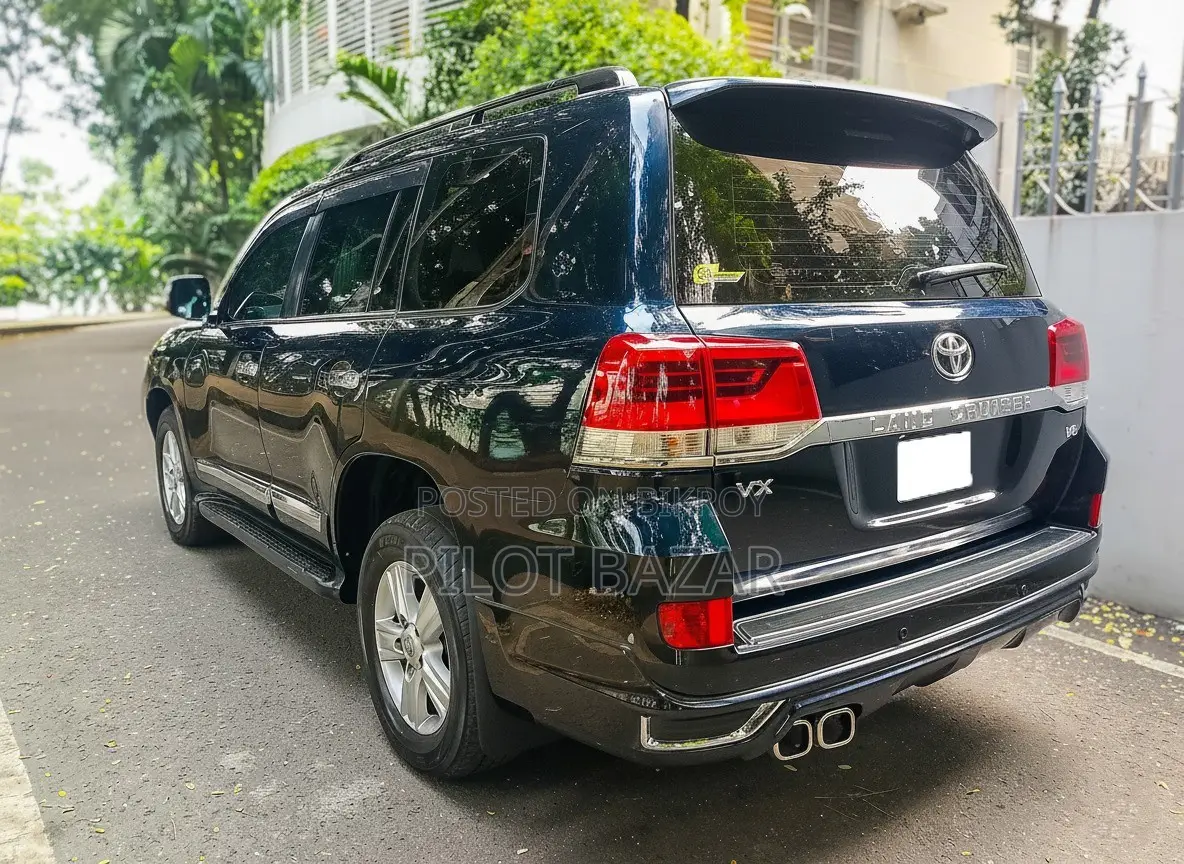 Toyota Prado V8 2015