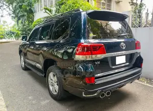Toyota Prado V8 2015