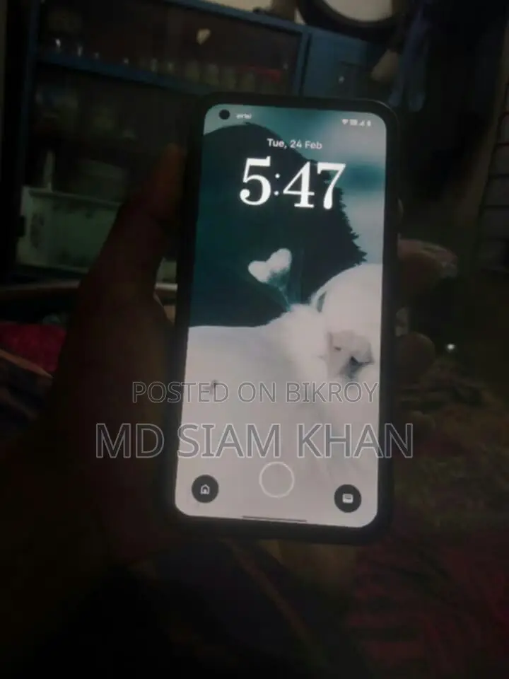Nothing Phone 1 5G/8+4/128GB (Used)