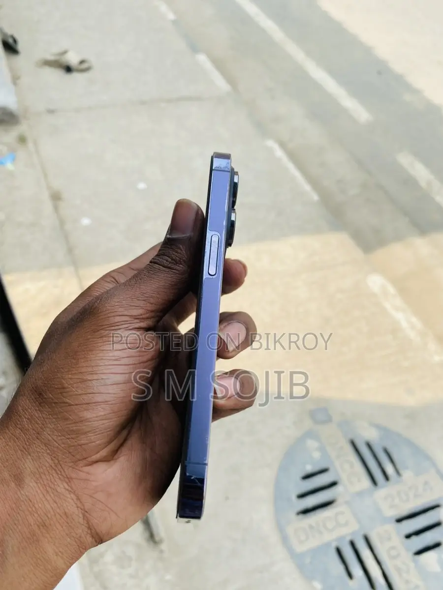 Apple iPhone 14 Pro (Used)