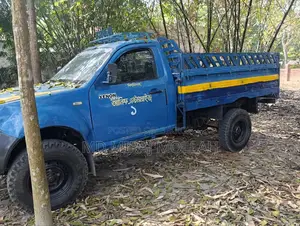 Tata Yodha pickup truck 2015