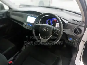 Toyota Axio Ex Hybrid White 2020