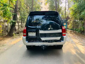 Mitsubishi Pajero V73 2.0L SUNROOF 2005