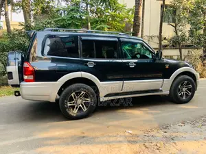 Mitsubishi Pajero V73 2.0L SUNROOF 2005
