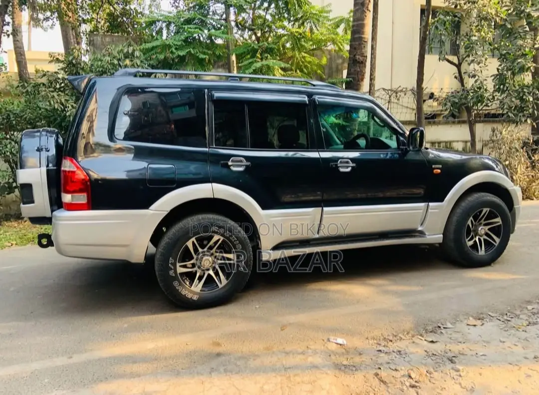 Mitsubishi Pajero V73 2.0L SUNROOF 2005
