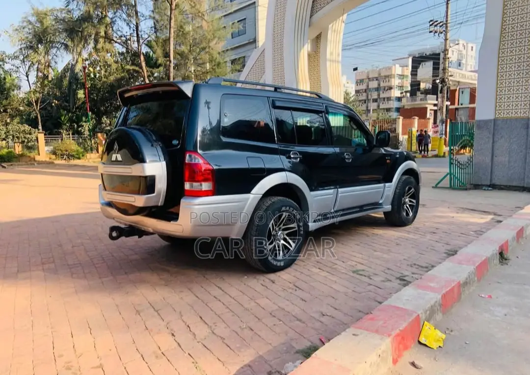 Mitsubishi Pajero V73 2.0L SUNROOF 2005