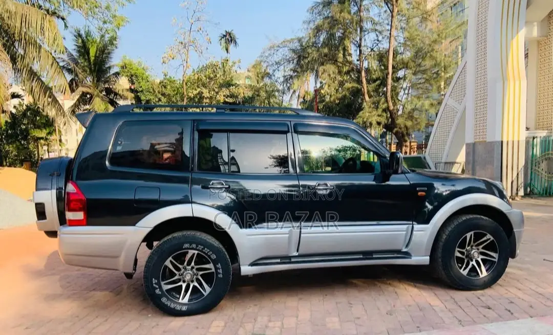 Mitsubishi Pajero V73 2.0L SUNROOF 2005