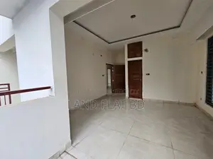 #1839sft Ready Flat @i Block, Bashundhara R/A (with Interior)
