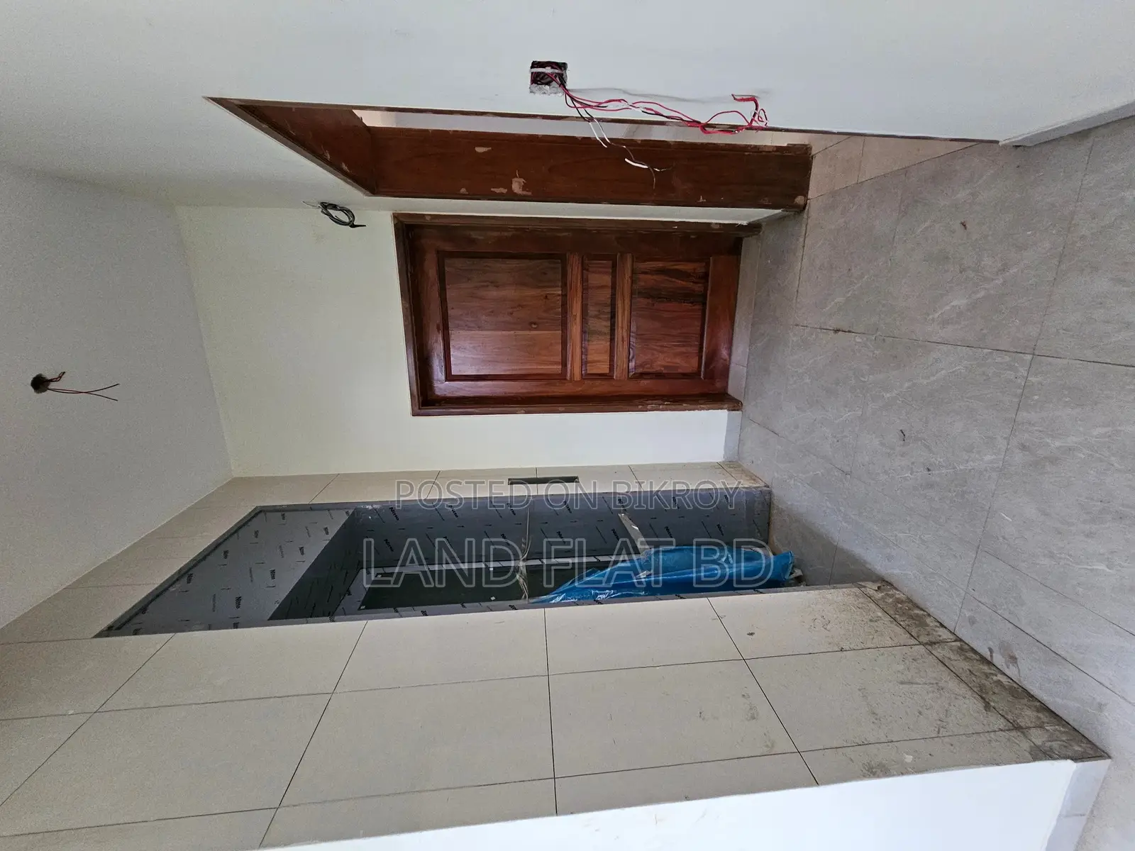 #1839sft Ready Flat @i Block, Bashundhara R/A (with Interior)