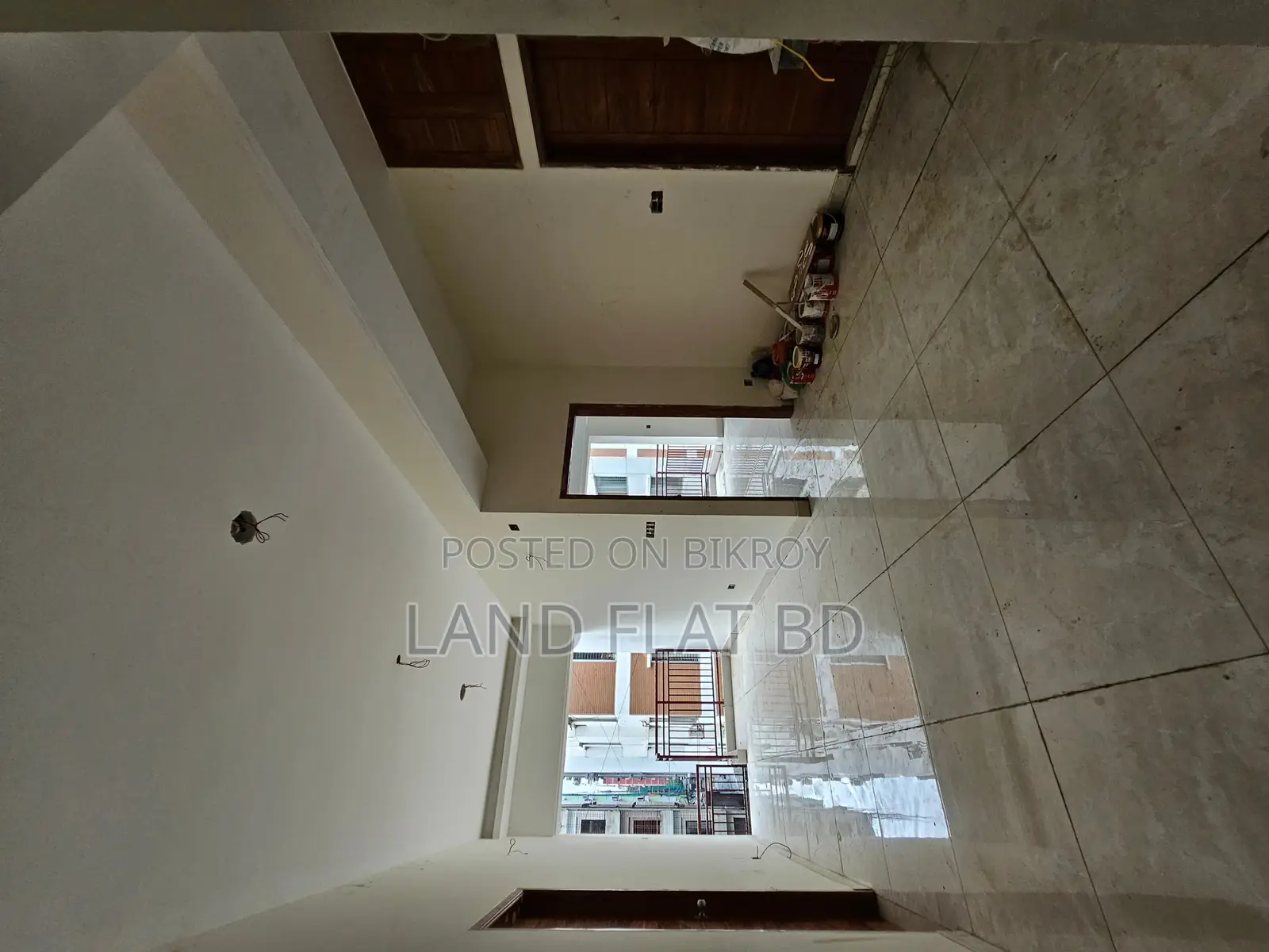 #1839sft Ready Flat @i Block, Bashundhara R/A (with Interior)
