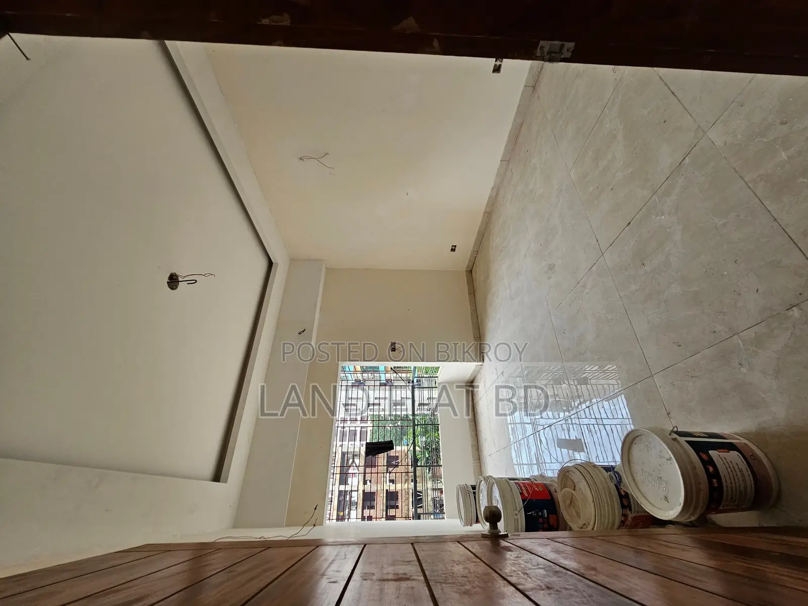 #1839sft Ready Flat @i Block, Bashundhara R/A (with Interior)
