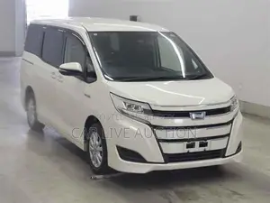 Toyota Noah Hybrid X READY 2020