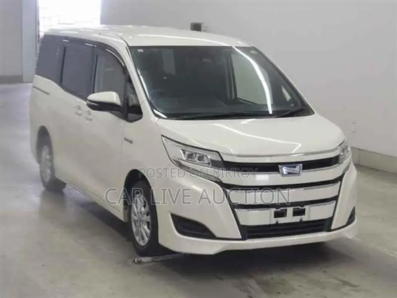 Toyota Noah Hybrid X READY 2020
