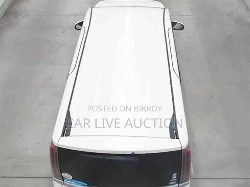 Toyota Noah Hybrid X READY 2020