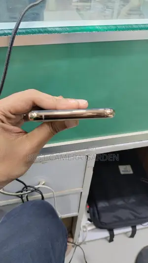 Apple iPhone 11 Pro Max . (Used)