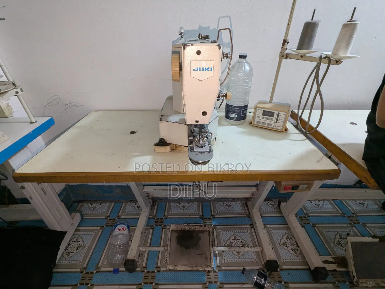 Juki Lock Stitch Button Sewing Machine for Sale