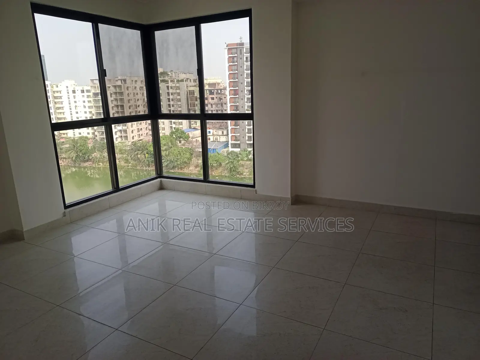 New Good Quality 6500 Sft Un Farnised Flat Rent At Gulshan 2