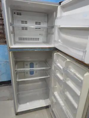 Toshiba off-white color non-frost fridge 350 liters.