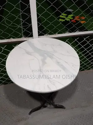 Round Shape Coffee Table