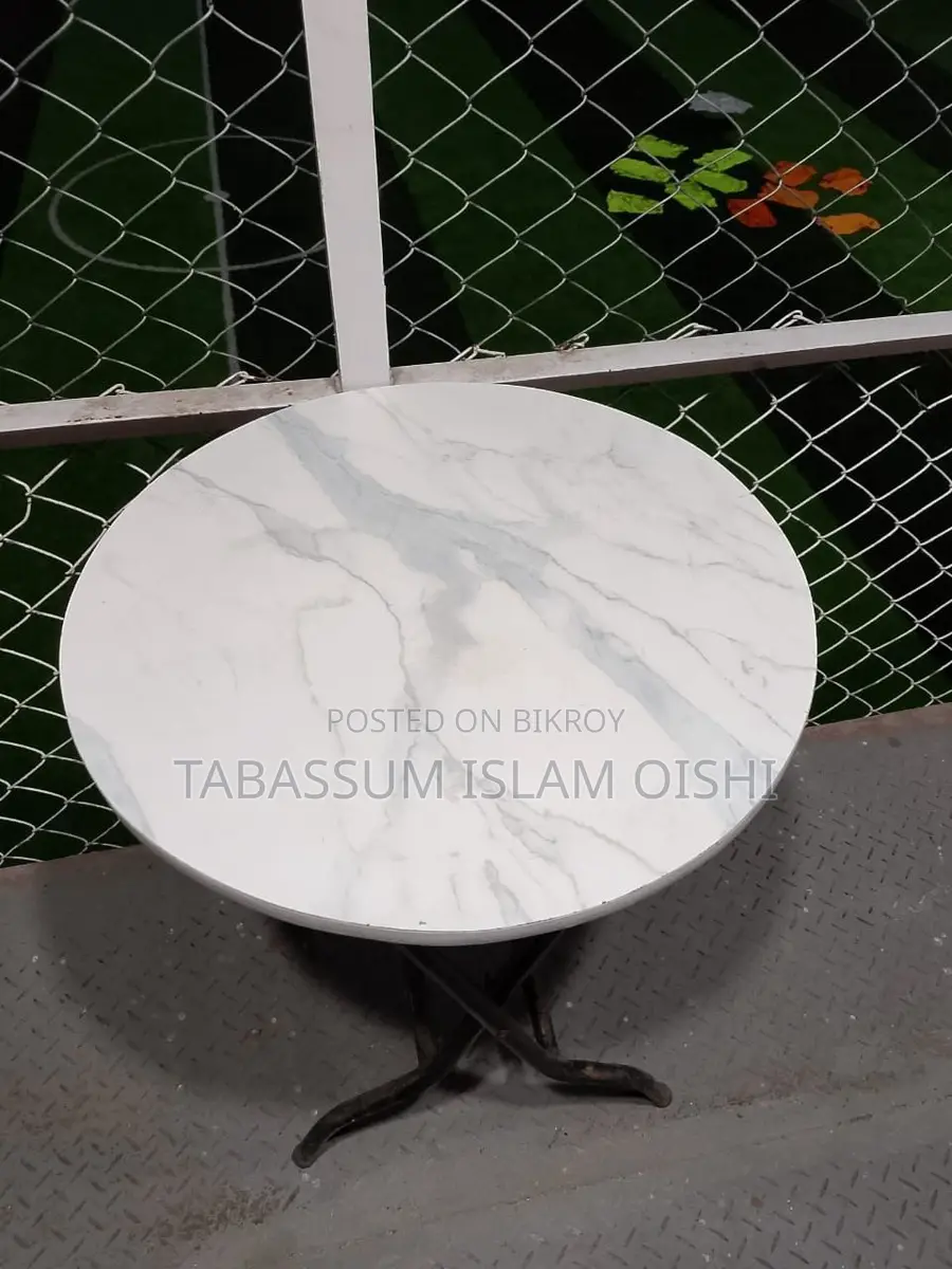 Round Shape Coffee Table