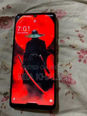SHARP Aquos R5G (Used)