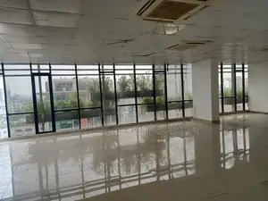2250 Sqft Open Commercial Space in a New Building for Rent in Banani