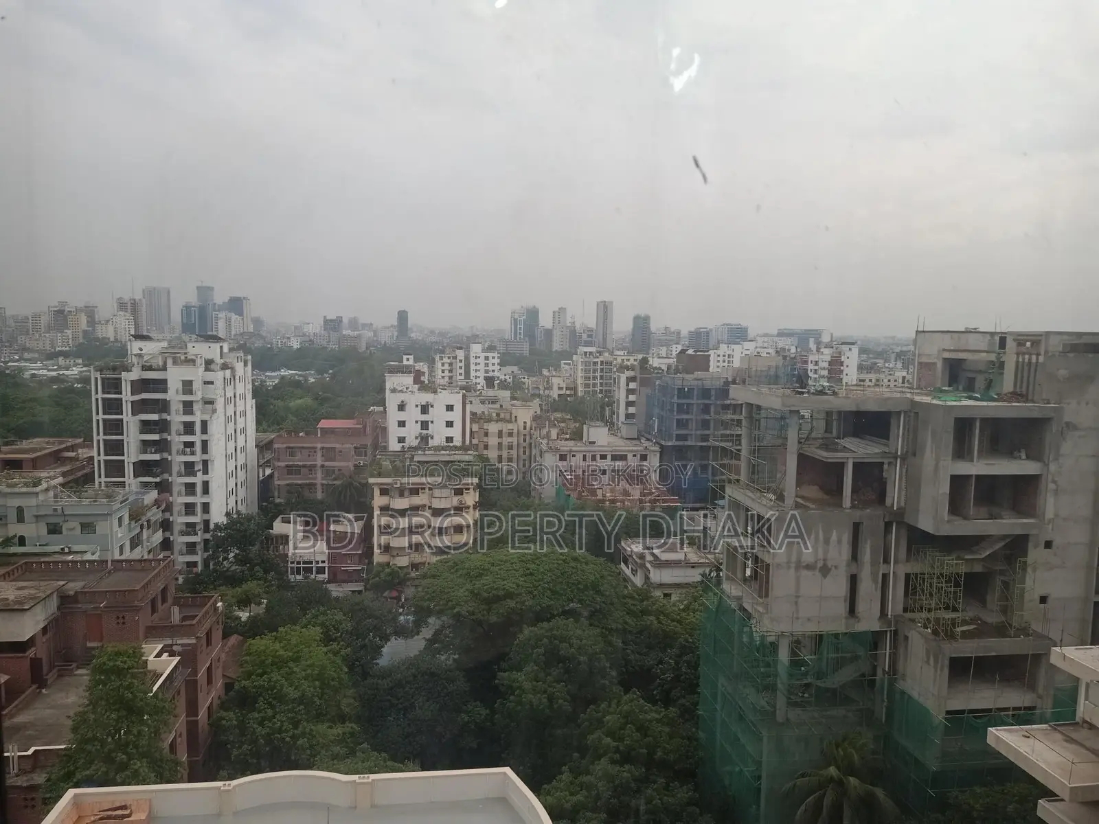 2250 Sqft Open Commercial Space in a New Building for Rent in Banani
