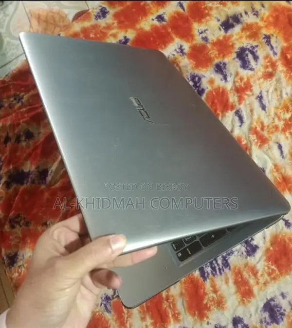 Asus Core i3 7th Gen Laptop, Dedicated Graphics, কুরিয়ারেও দেওয়া হয়।