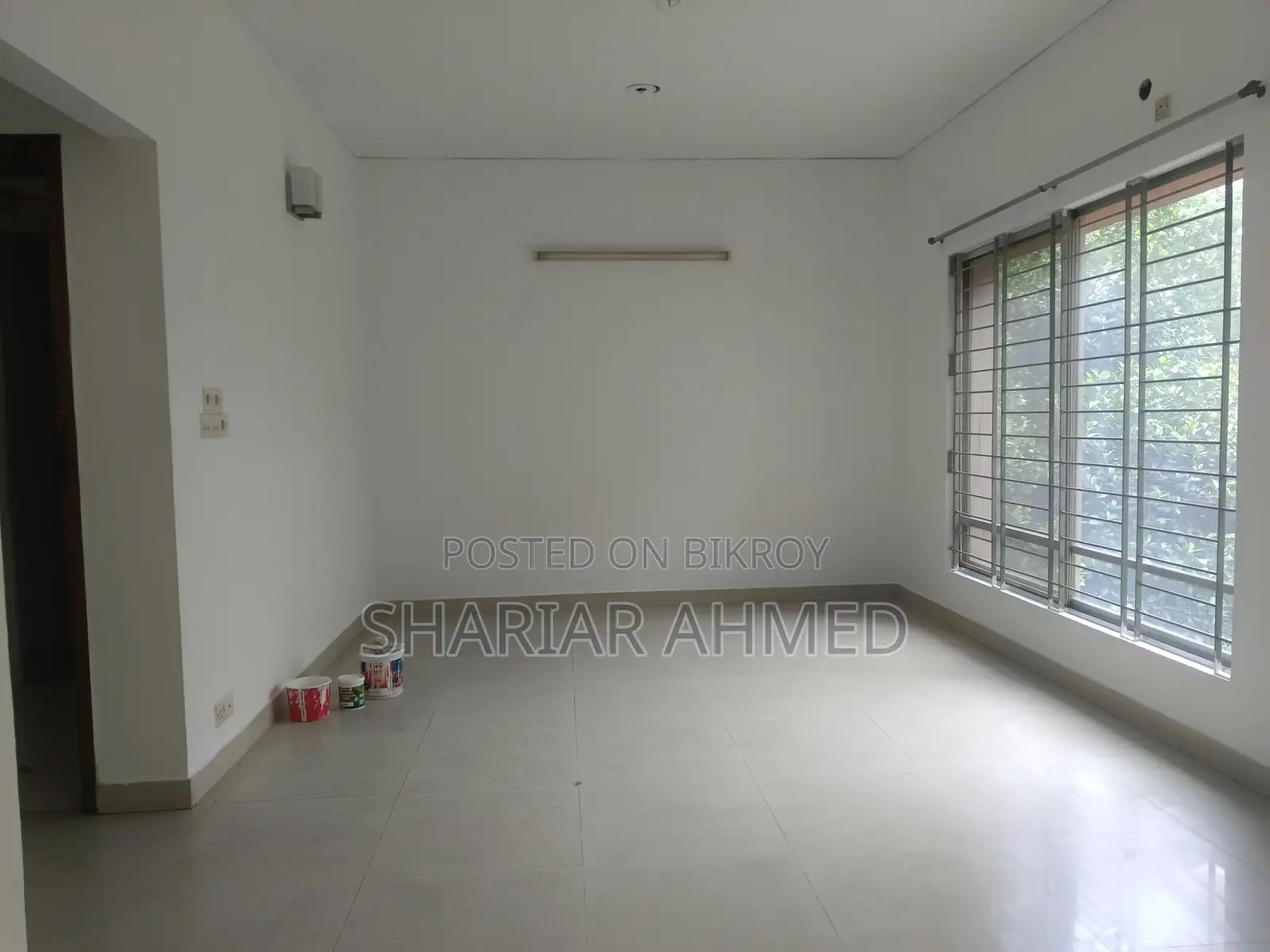 2200 Sqft Un-furnished Apartment For Rent In Gulshan 1