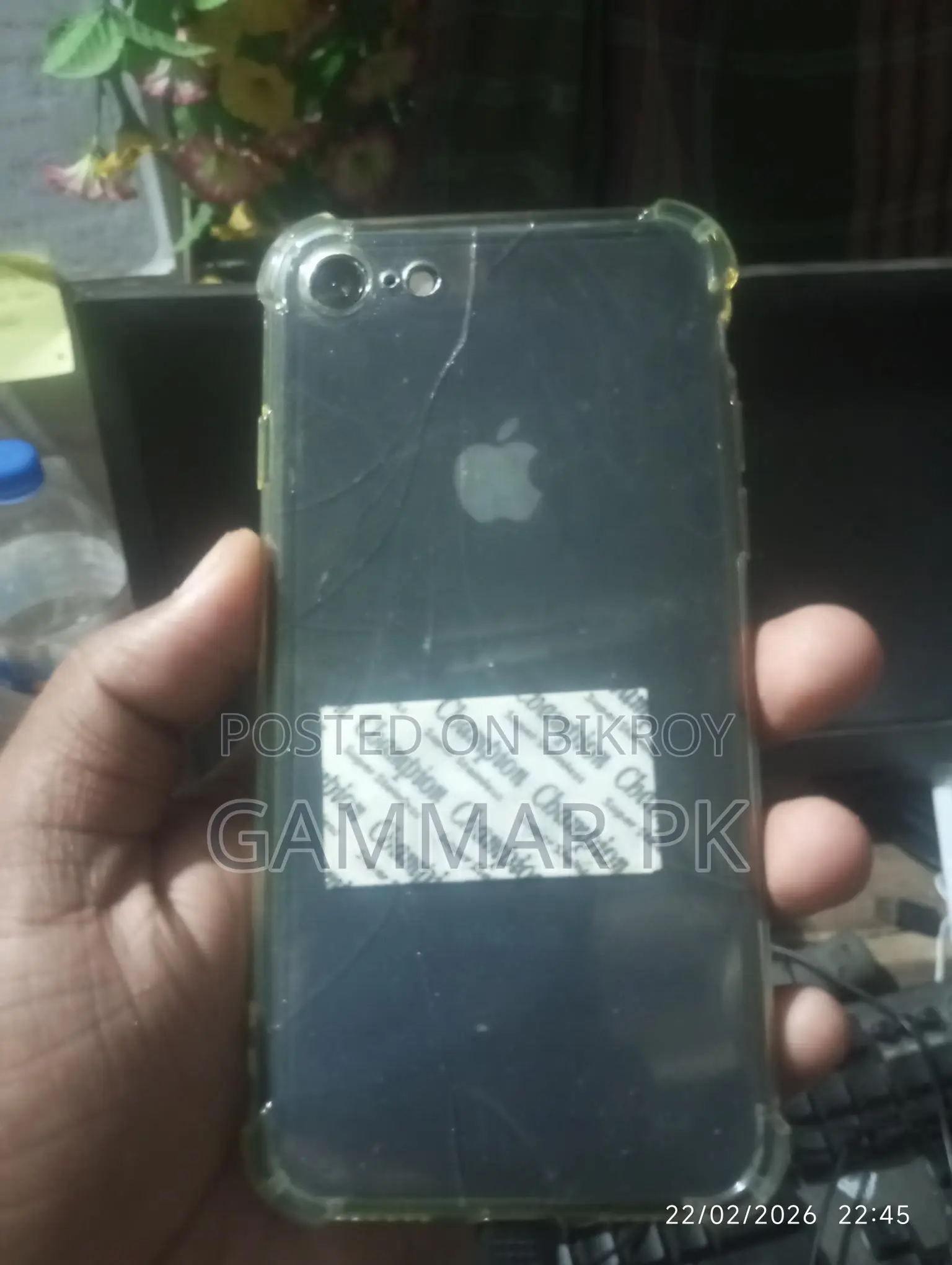 Apple iPhone 8 (Used)