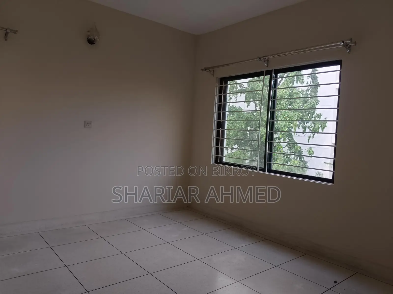 Mosaic Floor 2450 Sqft Un-Furnished Apartment For Rent In Gulshan