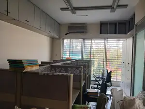 বনানী কমার্শিয়াল এলাকায় ফার্নিশড অফিস ভাড়া