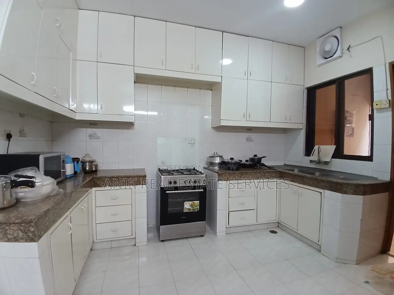 Good Quality 3 Bedroom Full Farnised Flat Rent In Gulshan 2