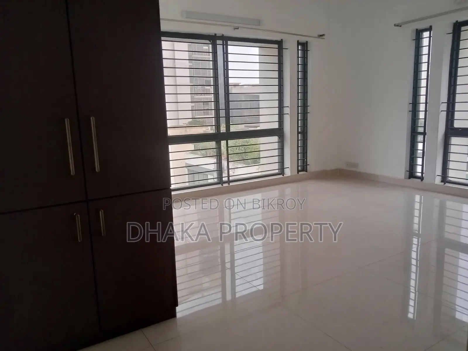 Un-Furnished 3 Beded Nice Apartment Rent in Gulshan
