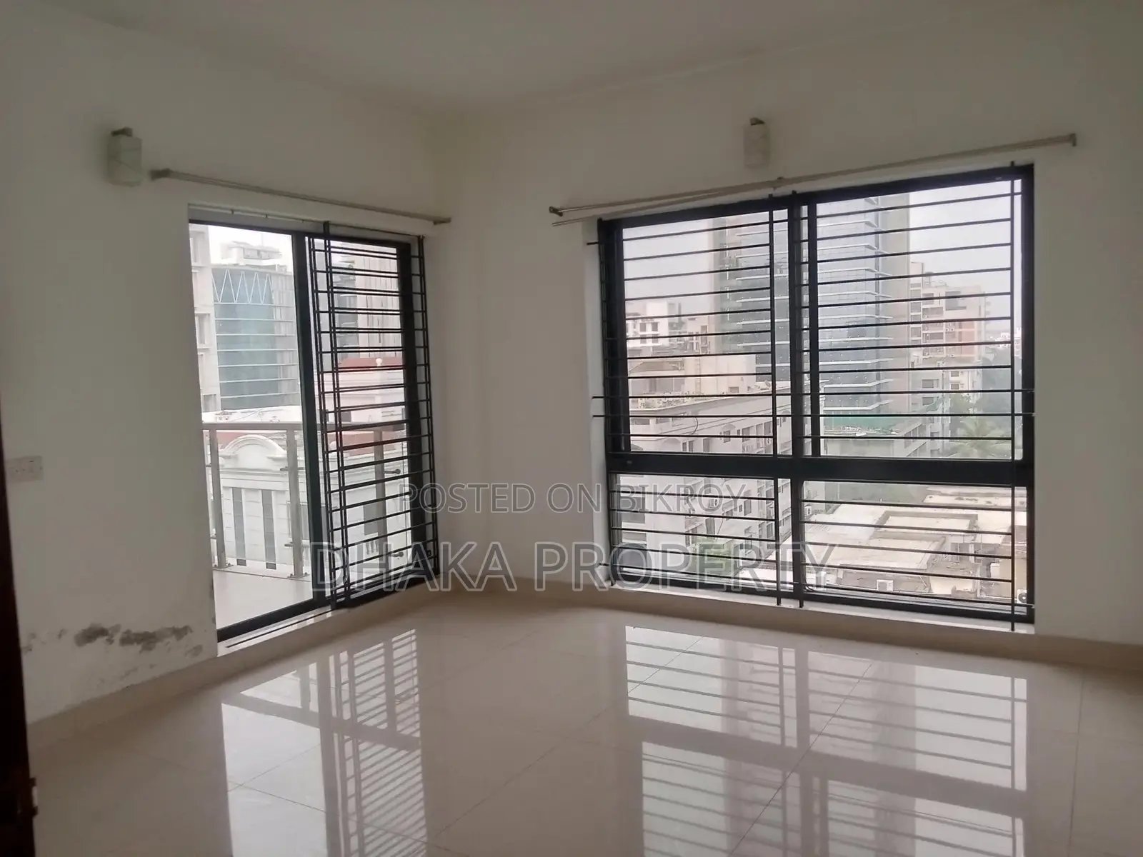 Un-Furnished 3 Beded Nice Apartment Rent in Gulshan