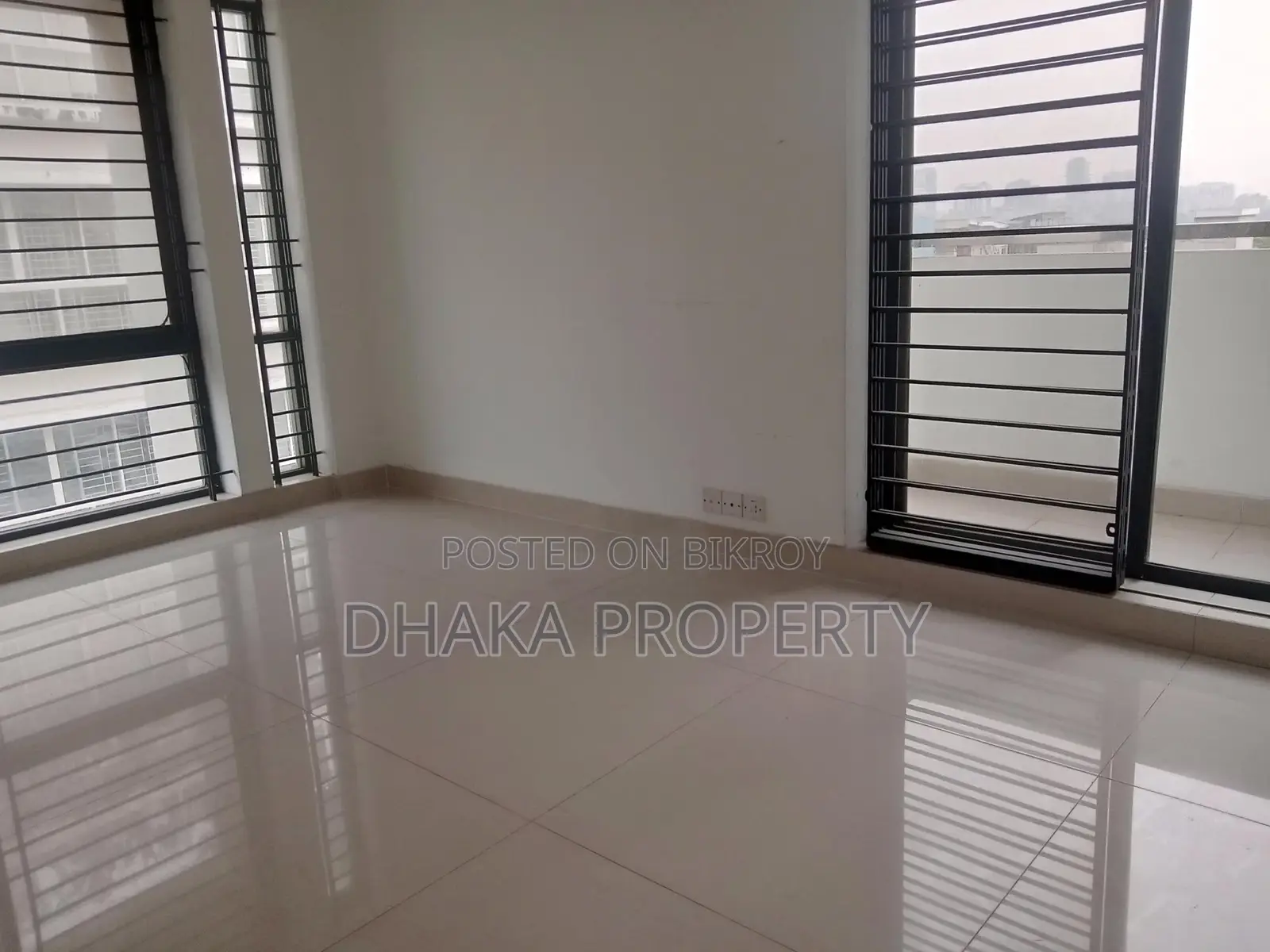 Un-Furnished 3 Beded Nice Apartment Rent in Gulshan