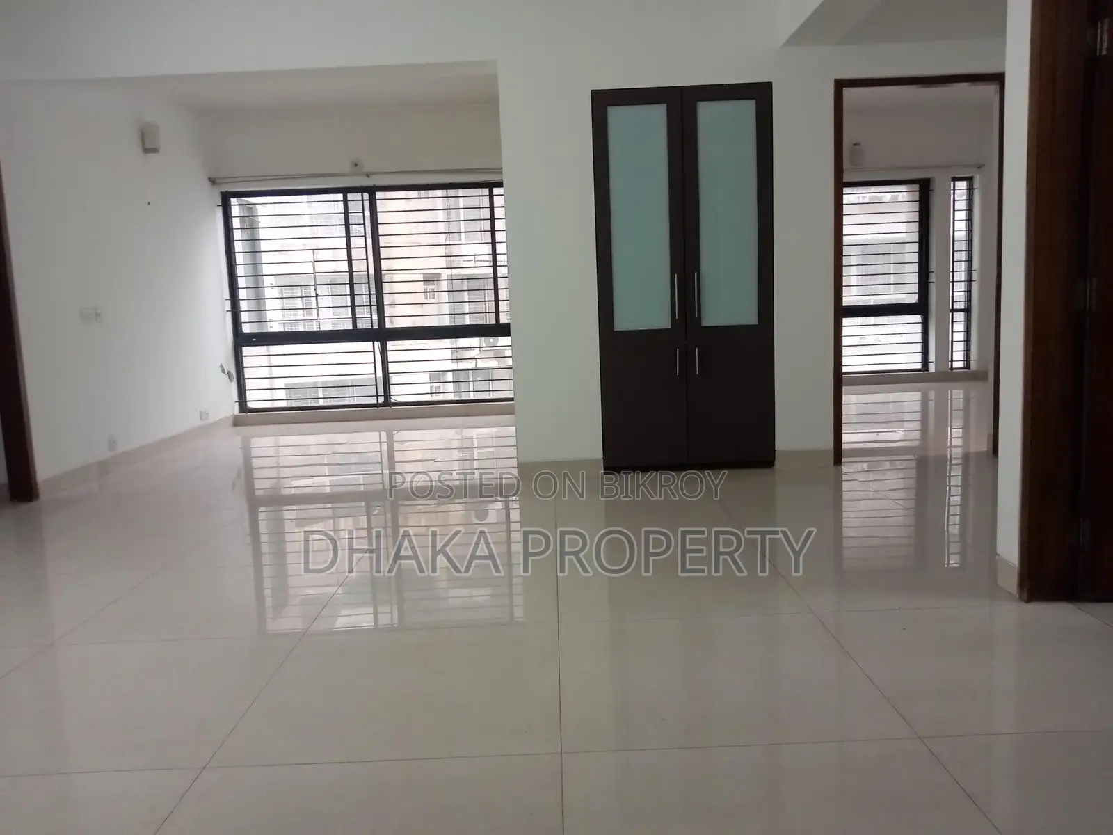 Un-Furnished 3 Beded Nice Apartment Rent in Gulshan