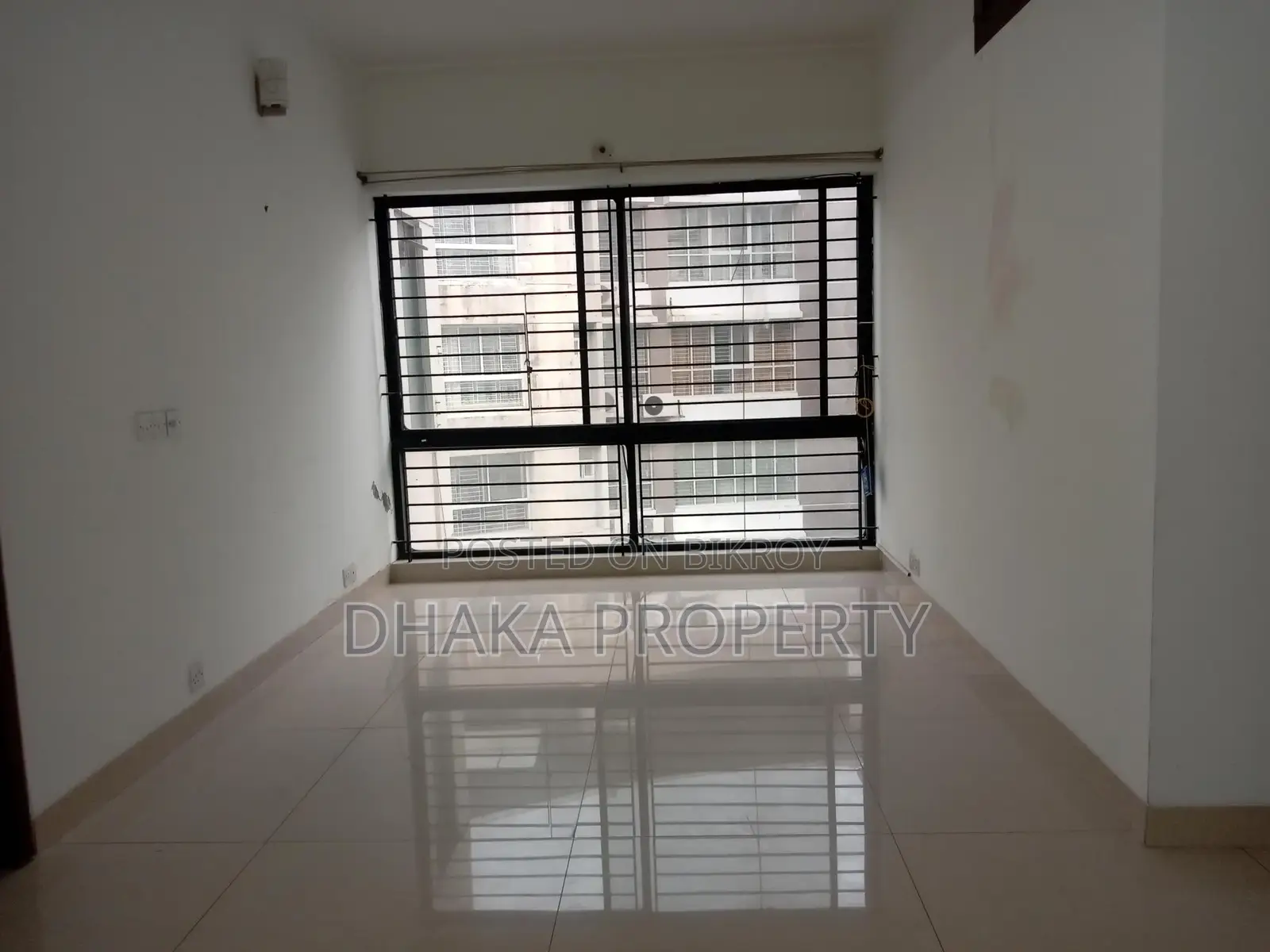Un-Furnished 3 Beded Nice Apartment Rent in Gulshan