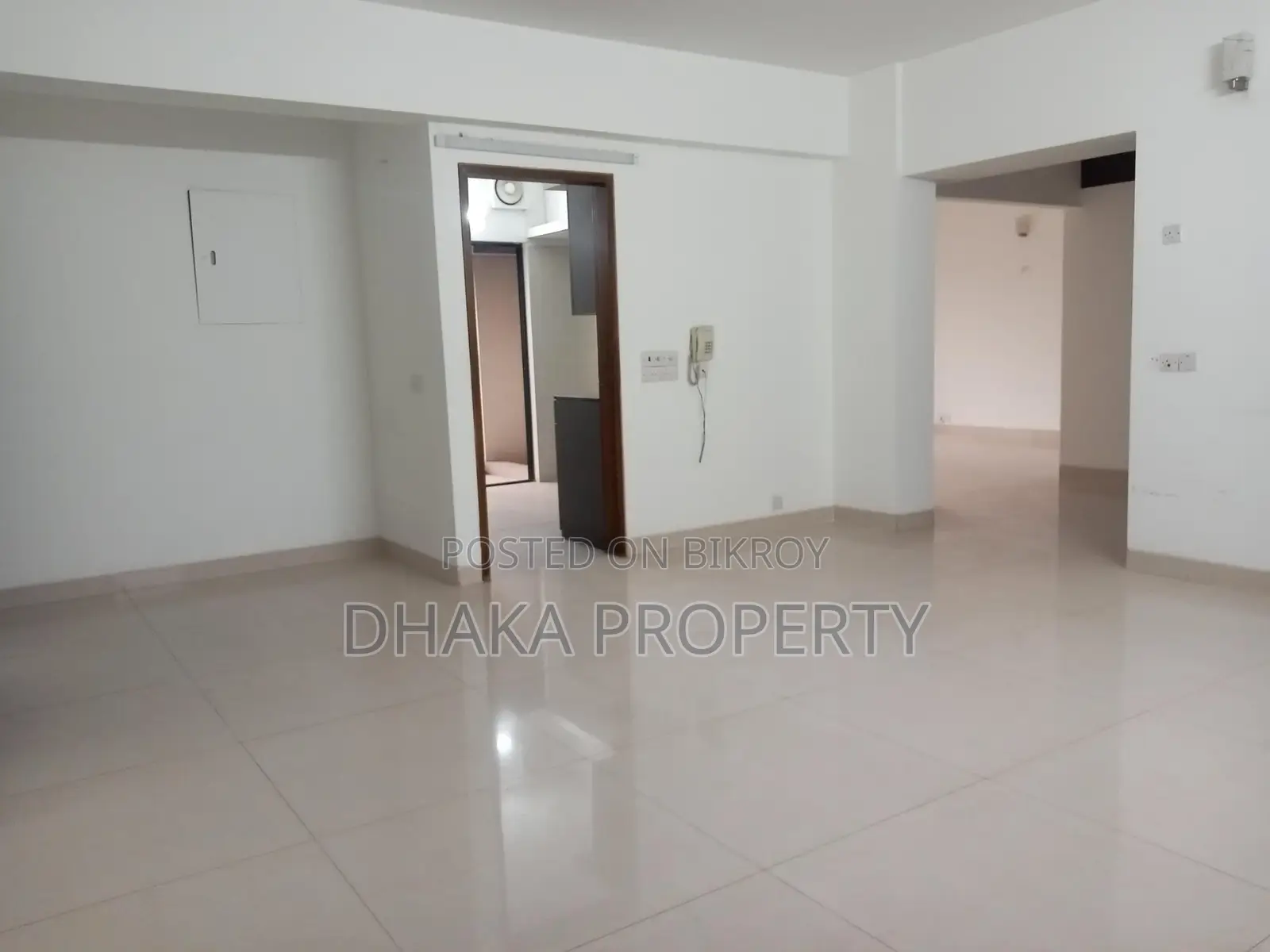Un-Furnished 3 Beded Nice Apartment Rent in Gulshan