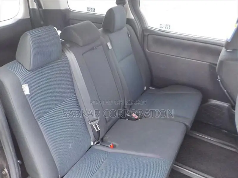 Toyota Noah X 2020