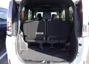 Toyota Noah Si WXB HYBRID 2021
