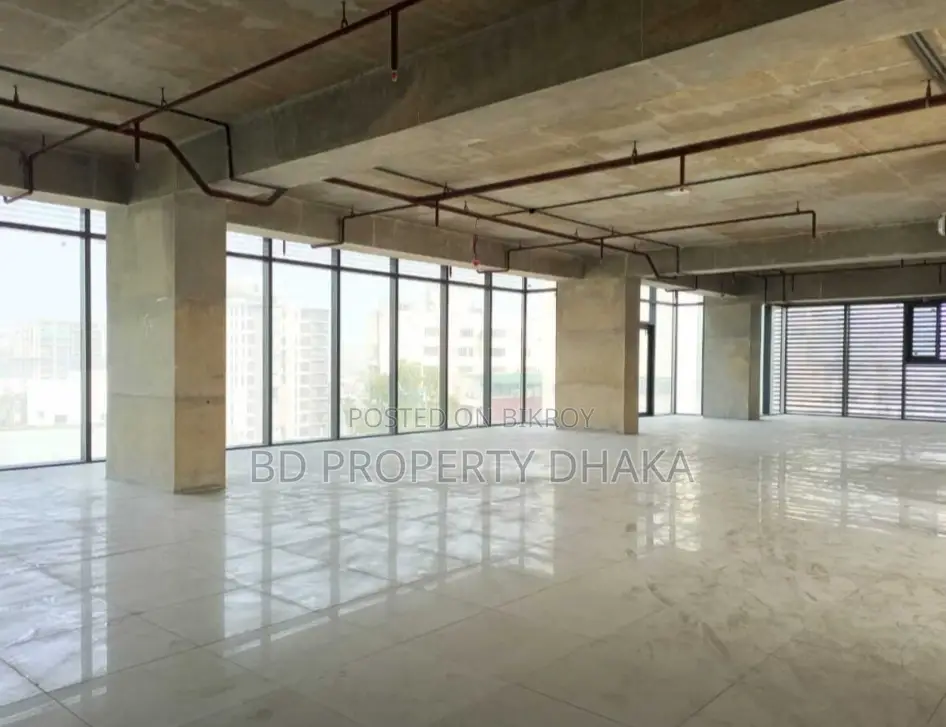 3020 Sqft Nice Open Commercial Space Rent In Gulshan Avenue