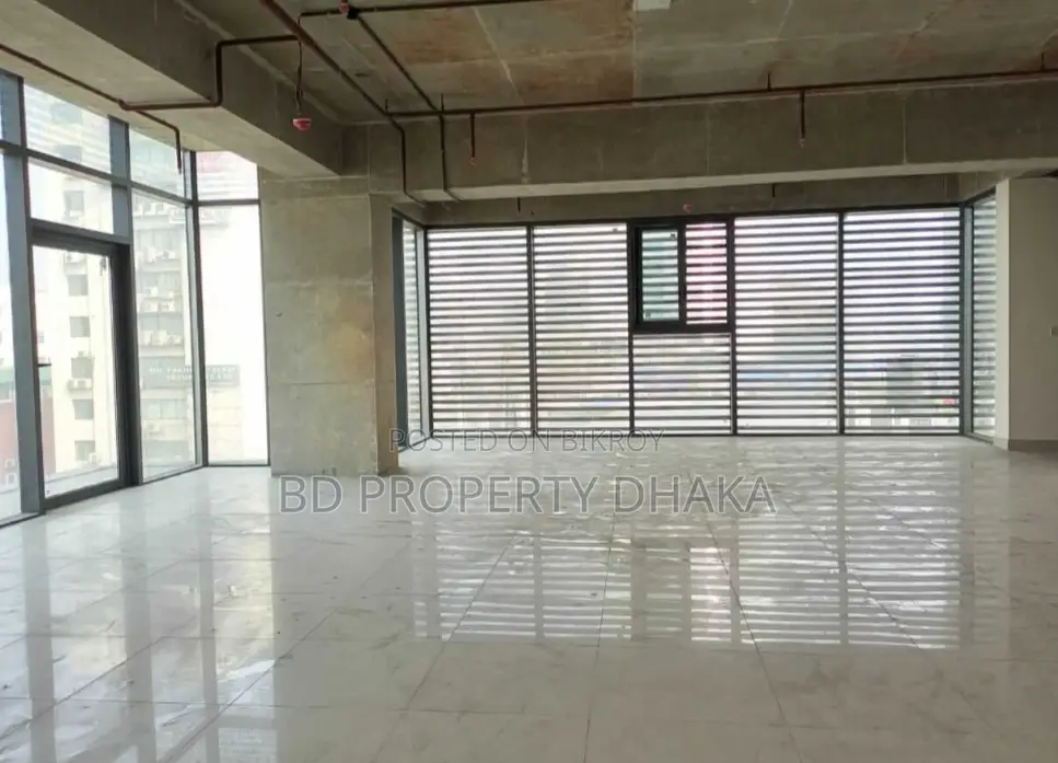 3020 Sqft Nice Open Commercial Space Rent In Gulshan Avenue