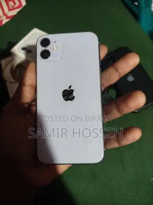 Apple iPhone 11 . (Used)