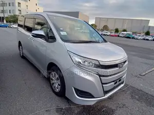 Toyota Noah X Package 2020