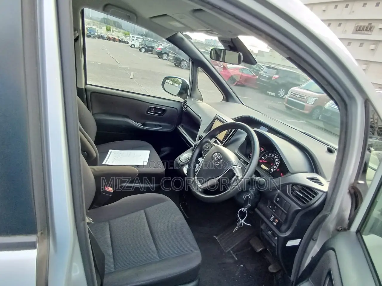 Toyota Noah X Package 2020