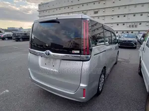 Toyota Noah X Package 2020
