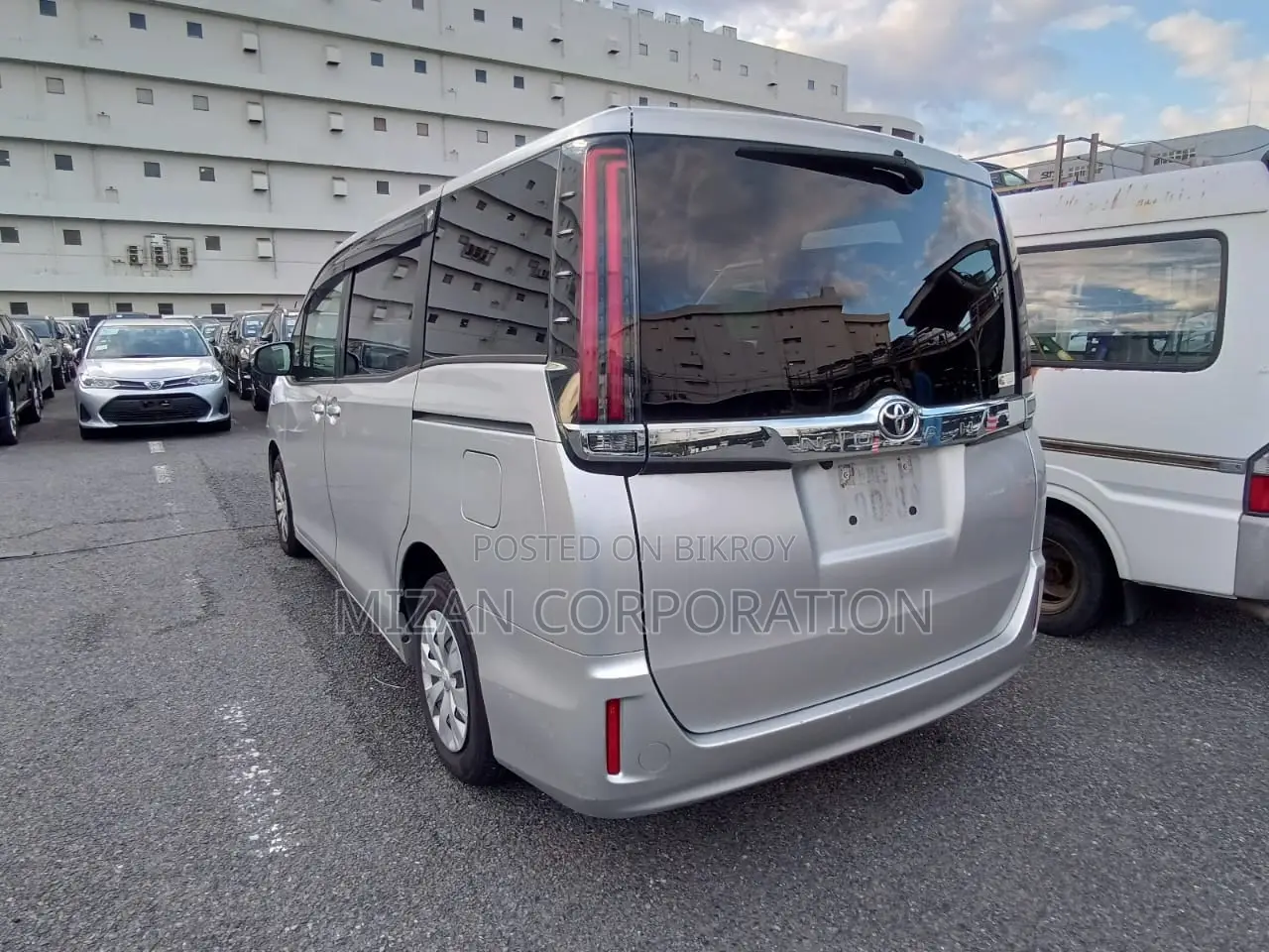 Toyota Noah X Package 2020