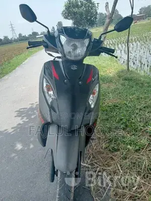 Suzuki Lets . 2018