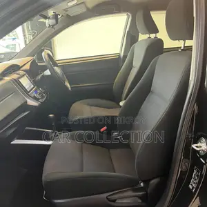 Toyota Fielder Ex Hybrid Black 2021